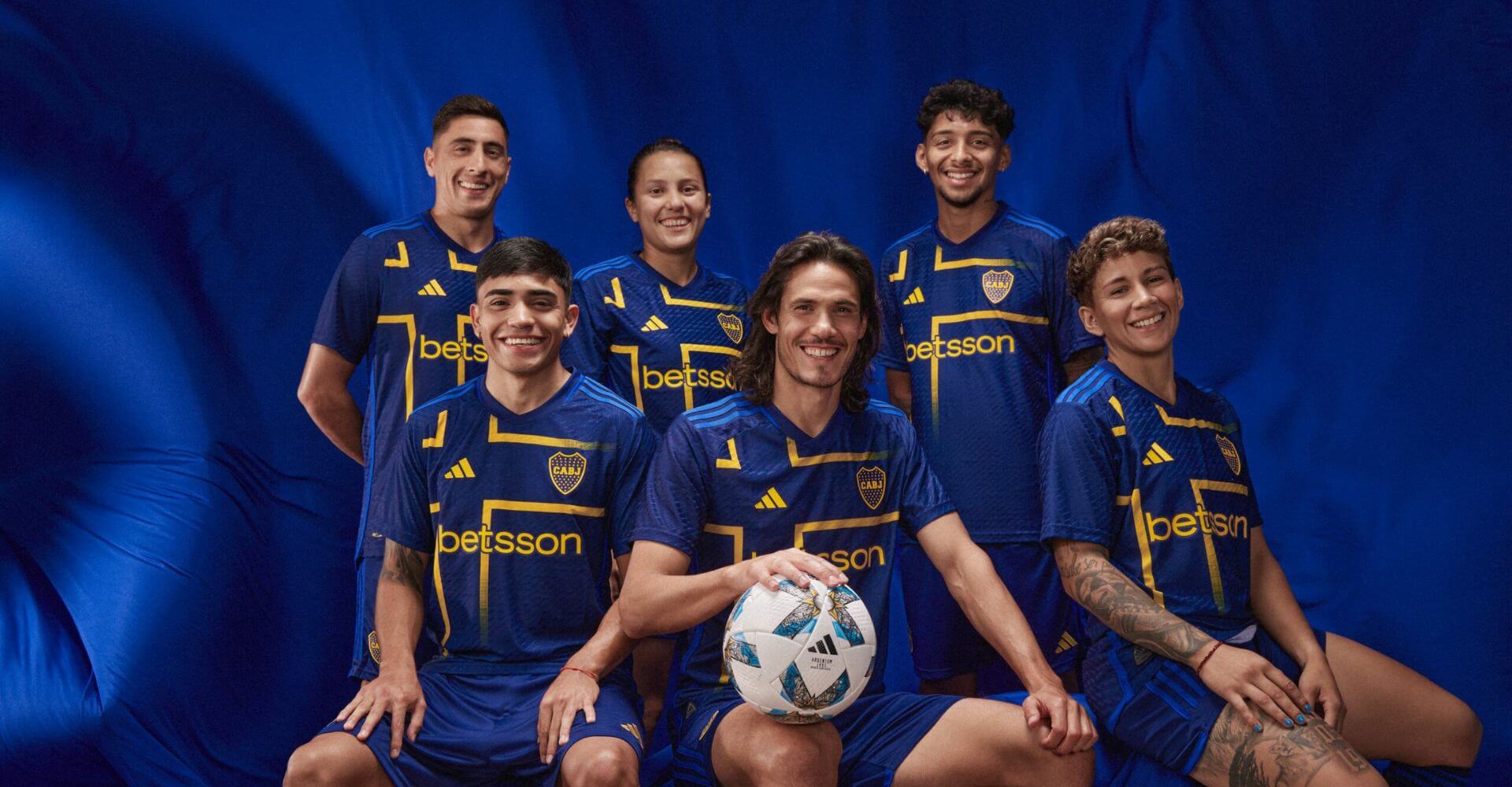 O Boca Juniors adicionou uma cruz sueca ao seu uniforme em homenagem ao Betsson Brasil por ser seu principal patrocinador.